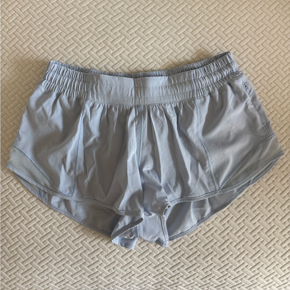lululemon Hotty Hot Low-Rise Short 2.5”